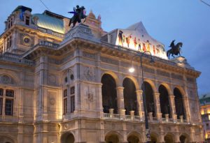 Things to do in Vienna September: Vienna opera house