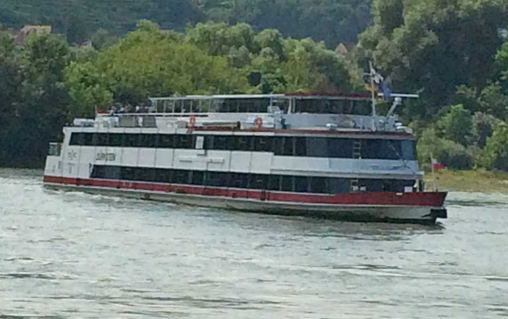 river boat tours vienna