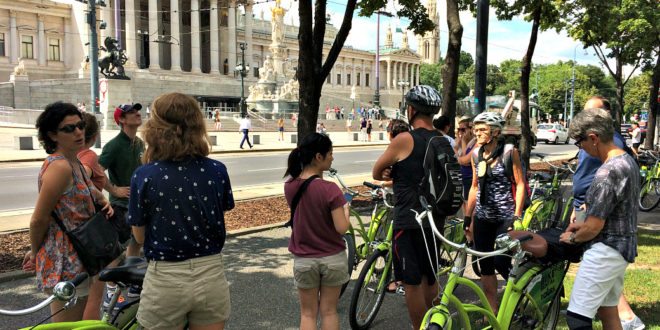 Vienna bike tour: Austrian Parliament