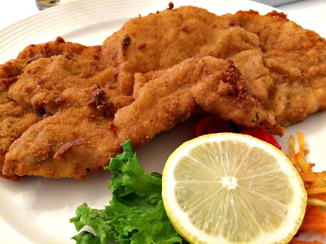 wiener-schnitzel-recipe-all-about-the-star-of-viennese-cuisine