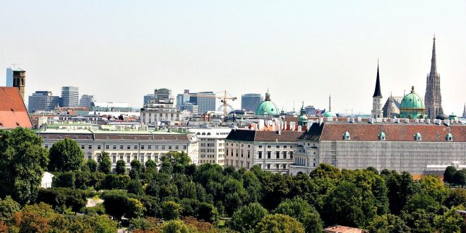 Blick auf das Dach vom Wiener Justizcafe