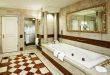 Grand Hotel Wien: luxury bathroom