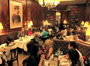 Things to do in Vienna January: Cafe Landtmann
