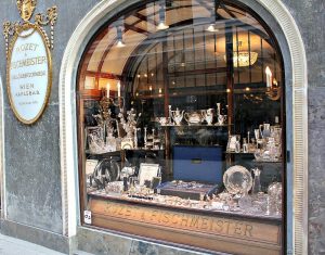 Vienna Shopping: tradtional silverware